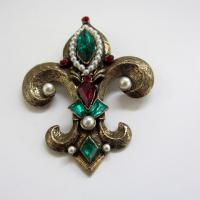 Vintage Weiss Fleur de Lys Brooch