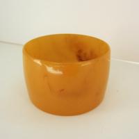 Vintage 1950's Butterscotch Bakelite Bangle