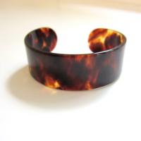 Vtg Tortoise Shell Cuff